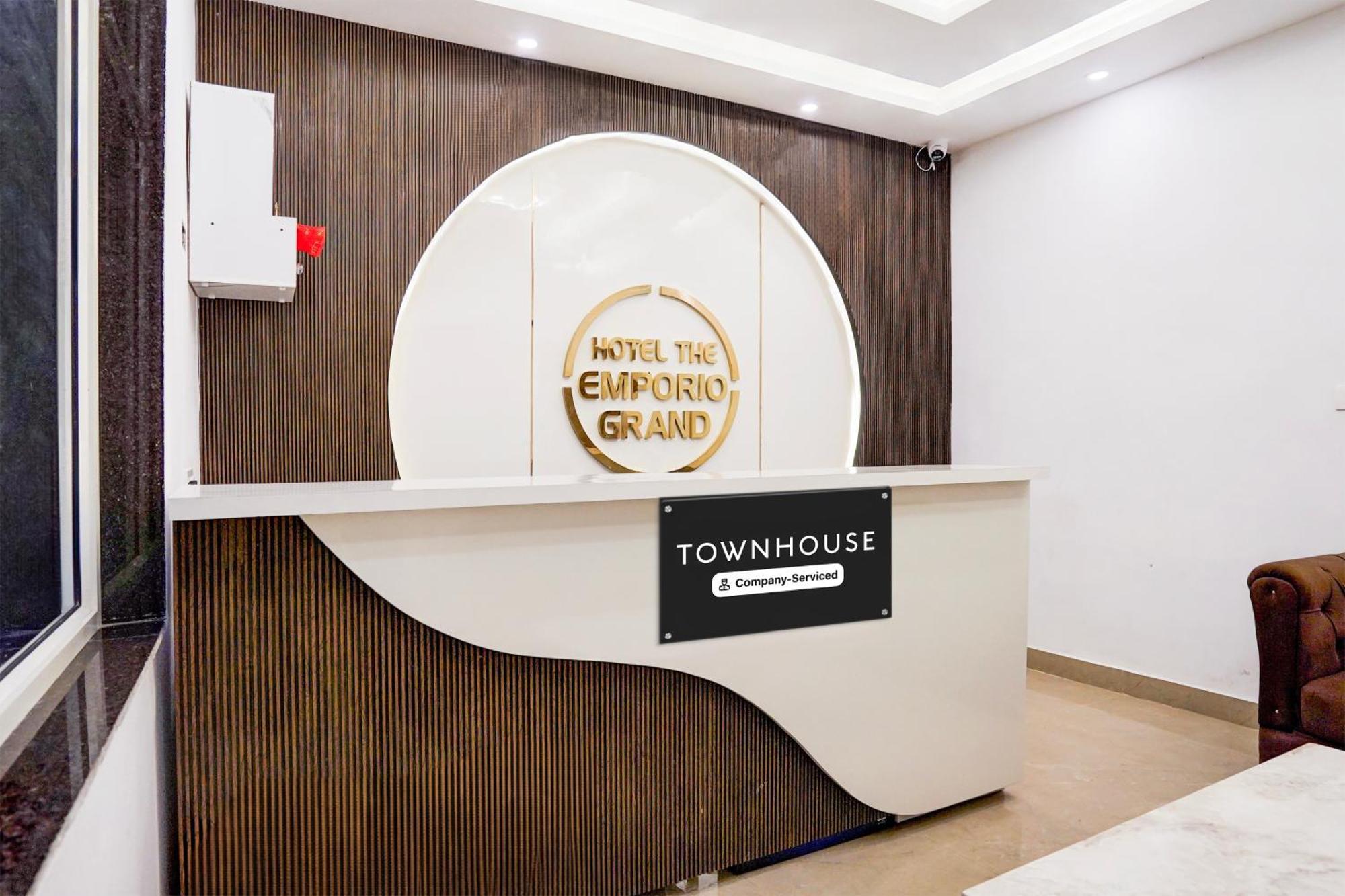 Townhouse Hotel Grand Emporio By Sbg Near Vaishali Metro Station 가지아바드 외부 사진