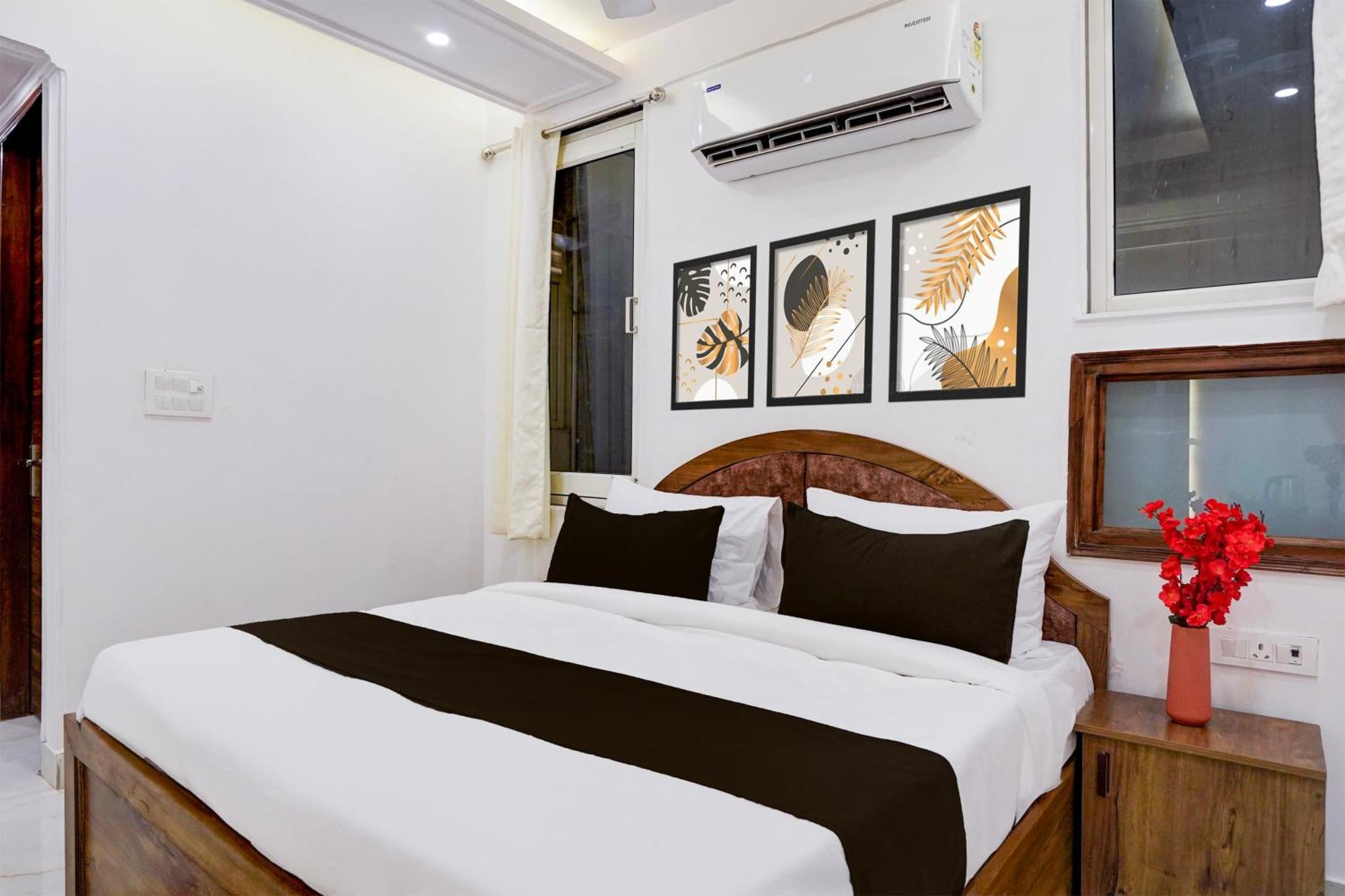 Townhouse Hotel Grand Emporio By Sbg Near Vaishali Metro Station 가지아바드 외부 사진